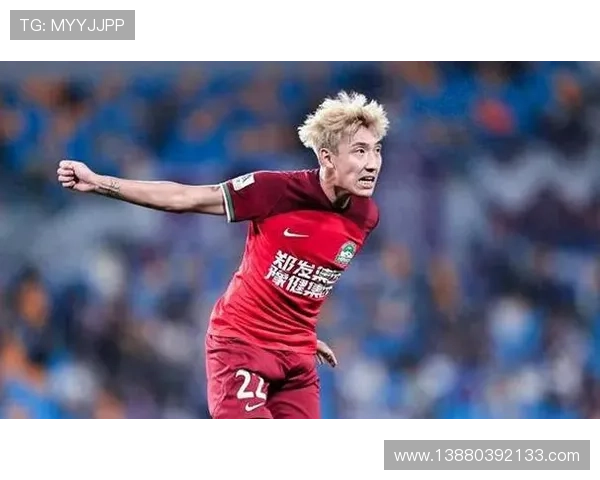 河南队球员黄锐烽迎来中国顶级联赛百场里程碑展现坚韧拼搏精神 河南队球员黄锐烽迎来中国顶级联赛百场里程碑展现坚韧拼搏精神